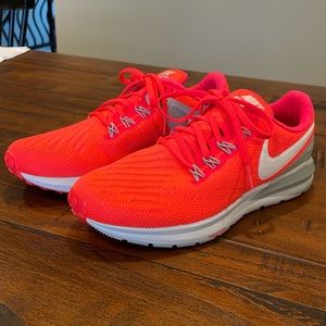 Nike Zoom Structure 22 Men’s 6 Women’s 7.5 Orange